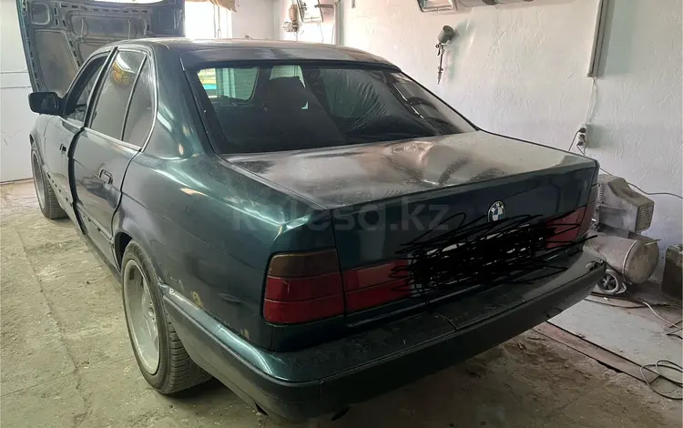 BMW 520 1990 года за 1 350 000 тг. в Жезказган