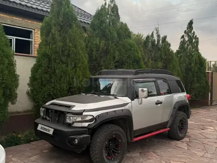 Toyota FJ Cruiser 2007 года за 11 500 000 тг. в Алматы – фото 6