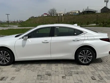 Lexus ES 250 2022 года за 25 000 000 тг. в Шымкент – фото 20