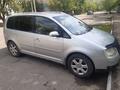 Volkswagen Touran 2006 годаfor3 600 000 тг. в Караганда – фото 7