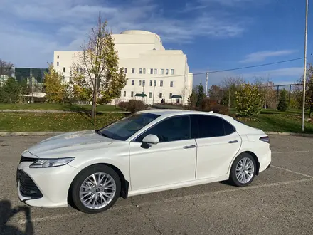 Toyota Camry 2019 года за 15 999 999 тг. в Алматы – фото 9