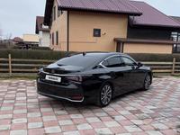 Lexus ES 250 2020 годаүшін21 000 000 тг. в Актау