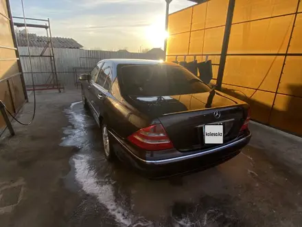 Mercedes-Benz S 320 1999 года за 2 700 000 тг. в Щучинск – фото 3