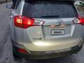 Toyota RAV4 2015 года за 10 800 000 тг. в Актобе – фото 4