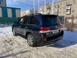 Toyota Land Cruiser 2017 годаүшін42 000 000 тг. в Астана – фото 2