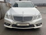 Mercedes-Benz E 200 2010 года за 6 000 000 тг. в Актобе – фото 2