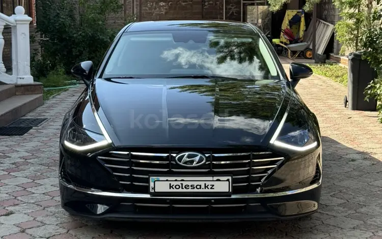 Hyundai Sonata 2021 года за 12 700 000 тг. в Астана