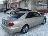 Toyota Camry 2002 года за 4 400 000 тг. в Актобе – фото 2