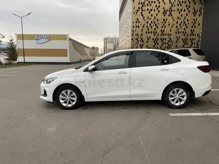 Chevrolet Onix 2024 года за 5 300 000 тг. в Астана – фото 4