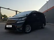 Toyota Vellfire, 2011