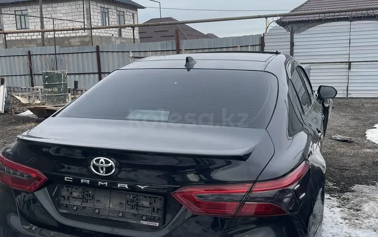 Toyota Camry 2019 года за 10 000 тг. в Алматы