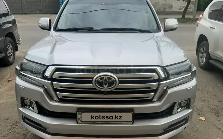 Toyota Land Cruiser 2019 годаүшін40 000 000 тг. в Семей