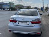 Toyota Camry 2015 года за 13 000 000 тг. в Кызылорда – фото 2