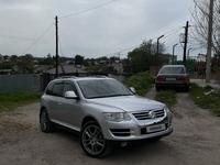 Volkswagen Touareg 2008 годаүшін8 200 000 тг. в Алматы