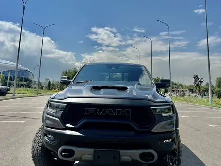 Dodge RAM 2023 года за 75 000 000 тг. в Алматы – фото 2