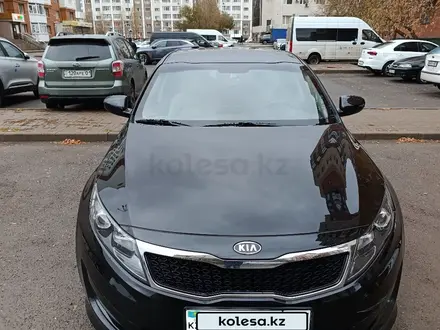 Kia K5 2011 года за 7 200 000 тг. в Астана – фото 2