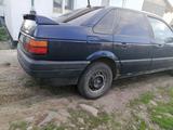 Volkswagen Passat 1990 годаүшін800 000 тг. в Усть-Каменогорск – фото 4