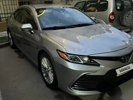 Toyota Camry 2021 года за 9 800 000 тг. в Актау – фото 8