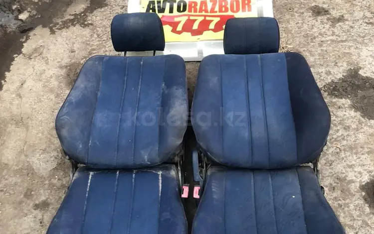 W210 Комплект передних сидений. за 50 000 тг. в Тараз