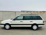 Volkswagen Passat 1992 годаfor1 050 000 тг. в Байконыр – фото 5