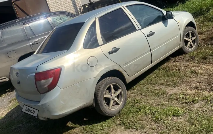 ВАЗ (Lada) Granta 2190 2012 годаfor1 050 000 тг. в Петропавловск