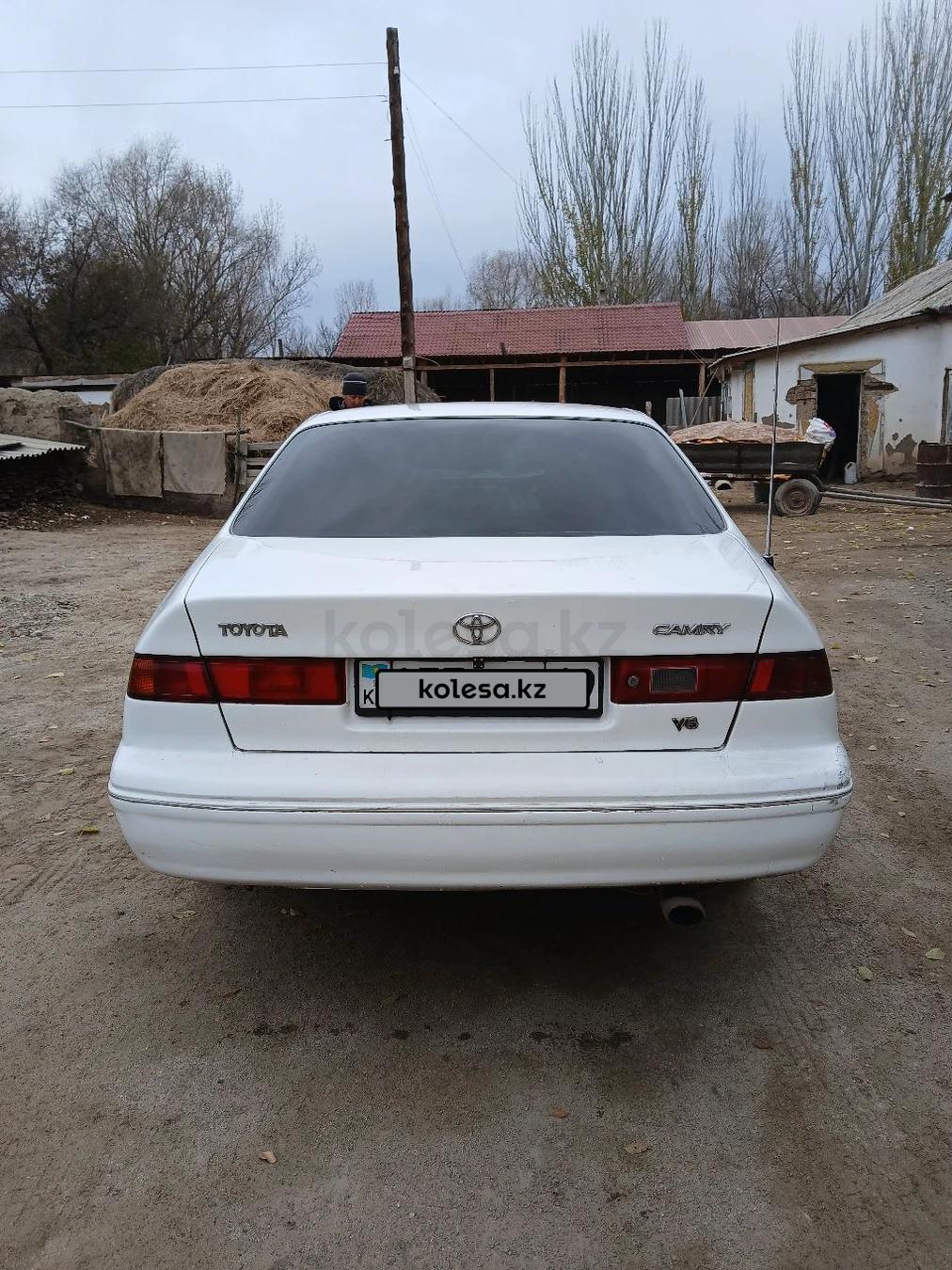 Toyota Camry 1997 г.