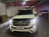 Toyota Land Cruiser 2019 годаүшін36 900 000 тг. в Усть-Каменогорск