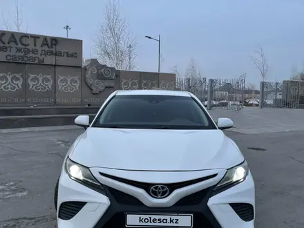 Toyota Camry 2019 года за 12 300 000 тг. в Алматы – фото 3