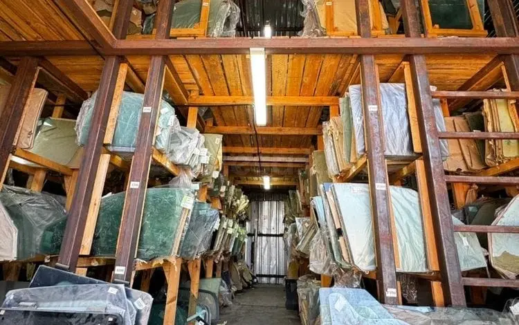 Стекло двери/замок/форточки Original за 10 100 тг. в Алматы