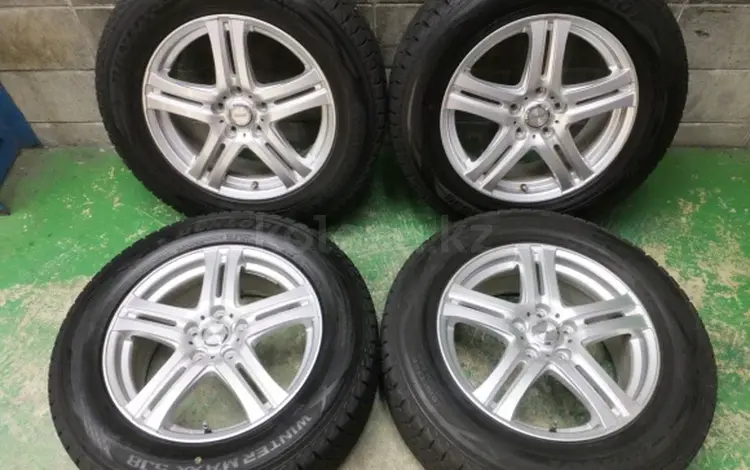 Toyota Rav 4 с зимней резиной Dunlop 225/65/17 за 300 000 тг. в Алматы