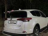 Toyota RAV4 2016 годаүшін10 700 000 тг. в Алматы – фото 4