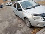 ВАЗ (Lada) Granta 2190 2015 годаүшін1 500 000 тг. в Семей – фото 2