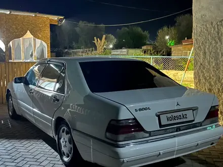 Mercedes-Benz S 320 1998 года за 2 750 000 тг. в Караганда – фото 2