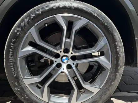 BMW X5 2021 года за 31 500 000 тг. в Караганда – фото 11
