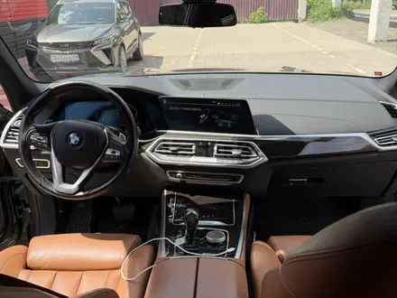 BMW X5 2021 года за 31 500 000 тг. в Караганда – фото 13