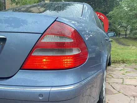 Mercedes-Benz E 320 2002 года за 5 650 000 тг. в Астана – фото 8