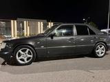 Mercedes-Benz E 280 1994 годаfor1 700 000 тг. в Туркестан – фото 2