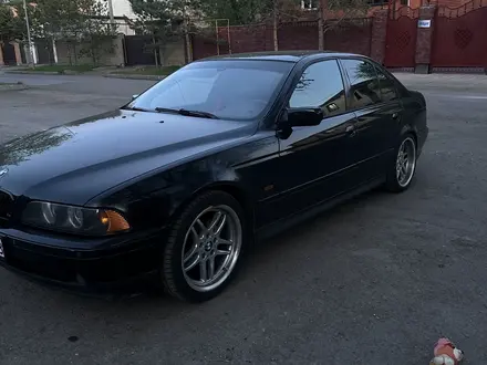BMW 530 2002 года за 5 200 000 тг. в Астана – фото 12