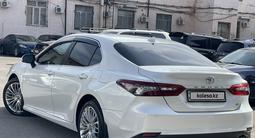 Toyota Camry 2018 года за 13 800 000 тг. в Алматы