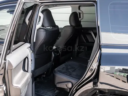 Toyota Land Cruiser Prado 2022 годаүшін23 500 000 тг. в Астана – фото 11