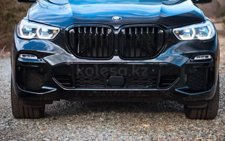 Решотка BMW X5 G05 за 55 000 тг. в Астана