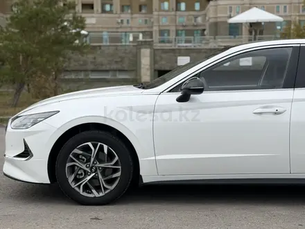 Hyundai Sonata 2022 года за 9 400 000 тг. в Астана – фото 20