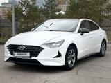 Hyundai Sonata 2022 годаүшін9 400 000 тг. в Астана – фото 4