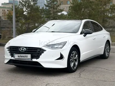 Hyundai Sonata 2022 года за 9 400 000 тг. в Астана – фото 4