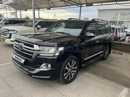 Toyota Land Cruiser 2019 года за 38 200 000 тг. в Атырау