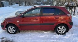 Kia Rio 2007 года за 1 950 000 тг. в Караганда – фото 2