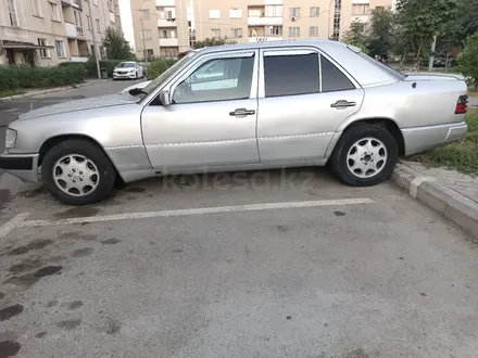 Mercedes-Benz E 230 1992 года за 1 500 000 тг. в Алматы – фото 5