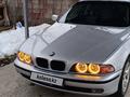 BMW 528 1999 года за 3 600 000 тг. в Шымкент – фото 9