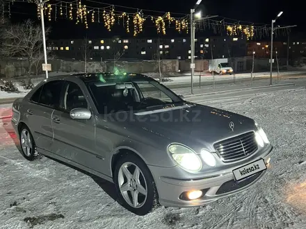 Mercedes-Benz E 240 2003 года за 5 500 000 тг. в Караганда – фото 2