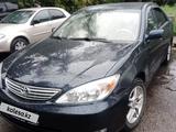 Toyota Camry 2002 годаүшін4 500 000 тг. в Алматы – фото 2